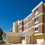 Logis Les Pins - Operalia 3* بالاروك ليه بان