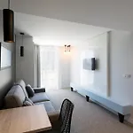 Logis Les Pins - Operalia فندق بالاروك ليه بان