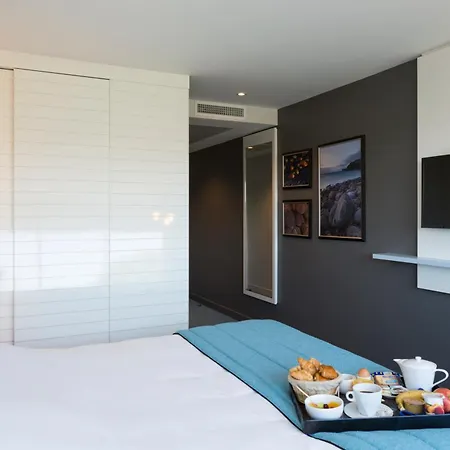 Logis Les Pins - Operalia Hotel Balaruc-les-Bains