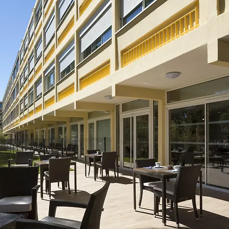 Logis Les Pins - Operalia 3* Balaruc-les-Bains