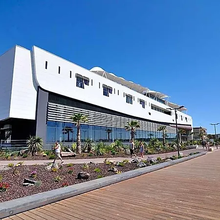Otel Logis Les Pins - Operalia 3*